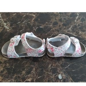 Girls Sandals. Size 6